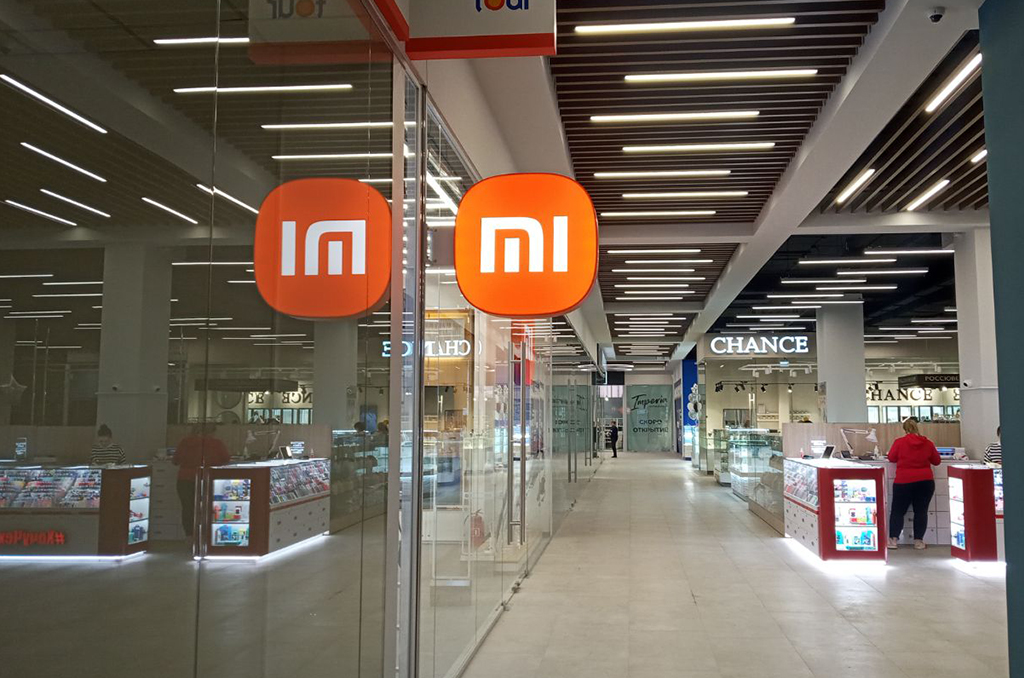 Панель-кронштейн для магазина электроники "Xiaomi" Панель-кронштейн для магазина электроники "Xiaomi"